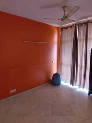 Furnished Amenities in 2.5 BHK Apartment at Kohli One Housing Malibu Condominiums High Rise, Sector 47 – for Rent