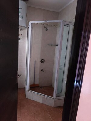 Building Lobby in 2.5 BHK Apartment at Kohli One Housing Malibu Condominiums High Rise, Sector 47 – for Rent