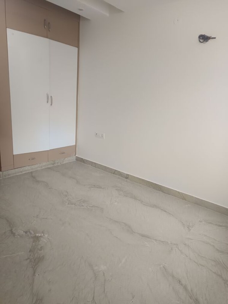 Room, vipul-square 3 Bedroom 1500 Sq.Ft. Builder Floor In Sushant Lok I Gurgaon 10581197