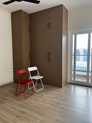 Room in 2.5 BHK Apartment at Sumadhura Olumpus, Nanakramguda – for Rent