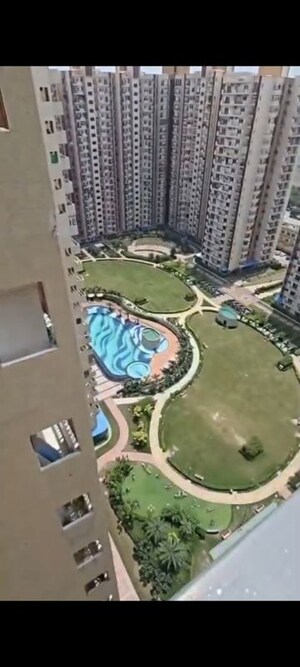 Master Plan in 3 BHK Apartment at Nirala Estate II, Tech Zone 4 Greater Noida – for Rent