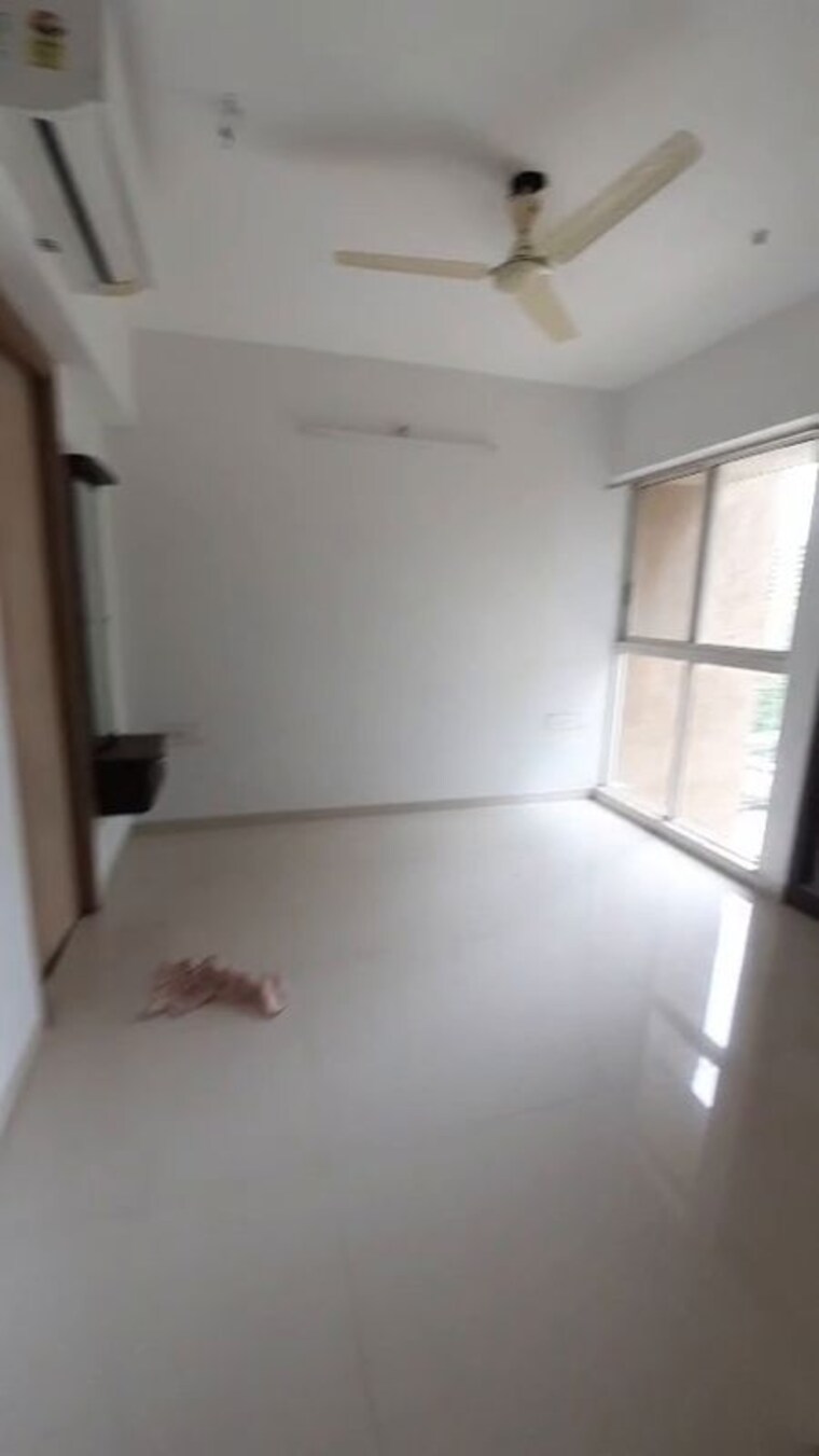 Room, lodha-upper-thane 3 Bedroom 900 Sq.Ft. Apartment In Anjur Thane 10581152