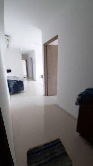 Room in 3 BHK Apartment at Lodha Upper Thane, Anjur – for Rent