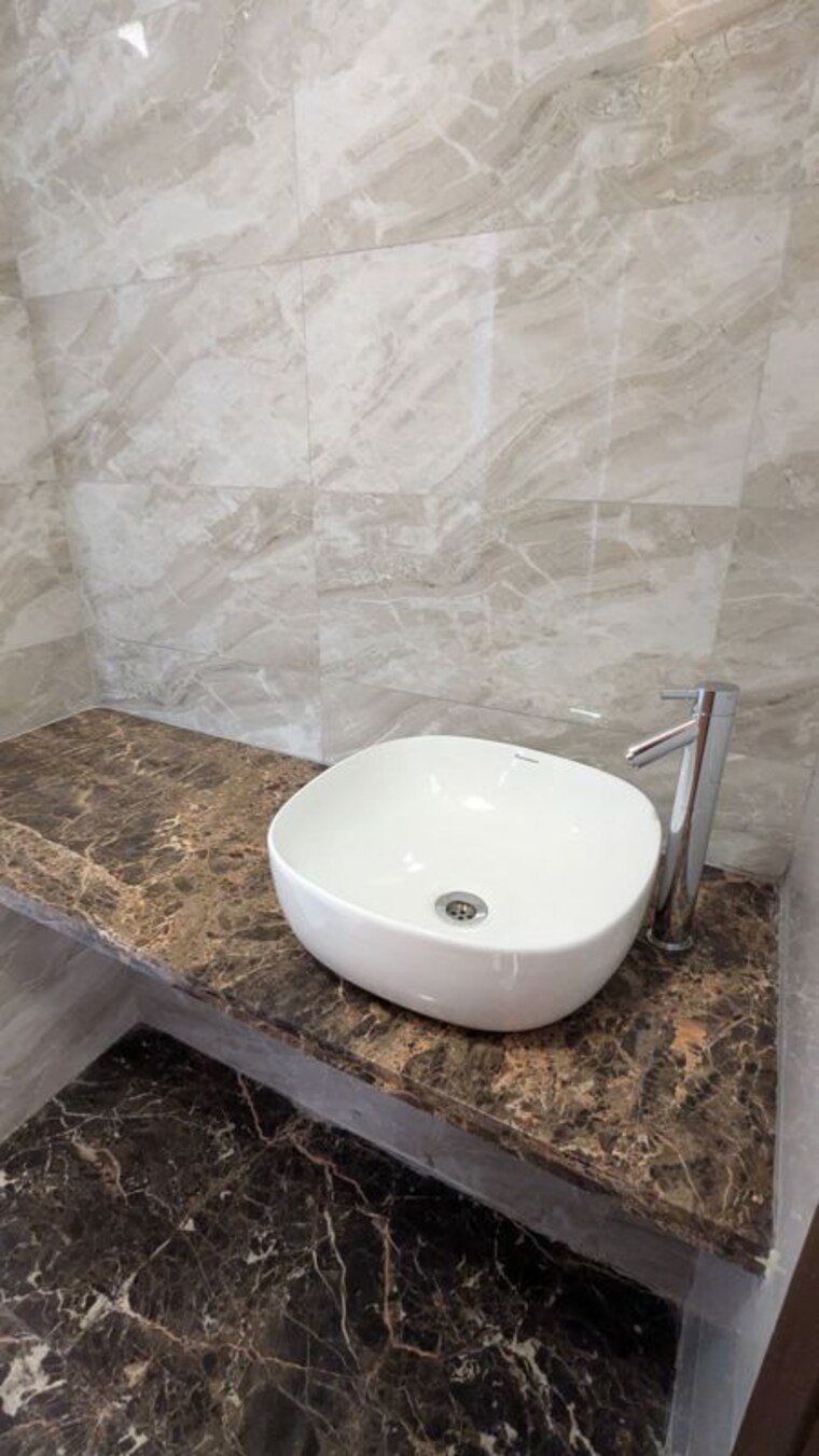 Bathroom, ekta-tripolis 3 Bedroom 1083 Sq.Ft. Apartment In Goregaon West Mumbai 10581224
