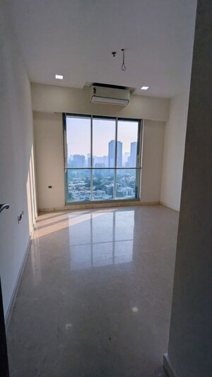 Room in 3 BHK Apartment at Ekta Tripolis, Goregaon West – for Sale