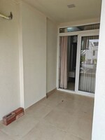 3.5 BHK + Servant Room 2400 Sq.Ft. Apartment in Cedar Luxuria
