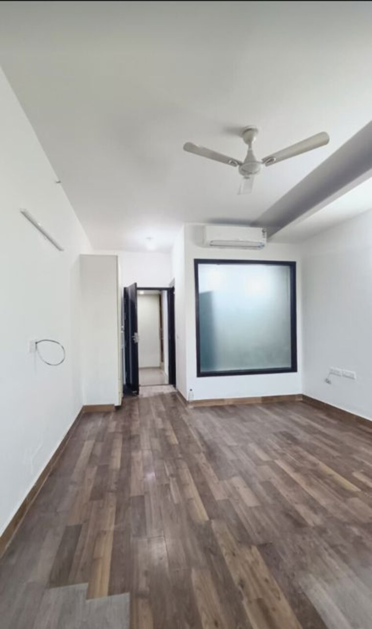 Room, omaxe-twin-towers 3.5 Bedroom 2250 Sq.Ft. Apartment In Sector 50 Noida 10581244