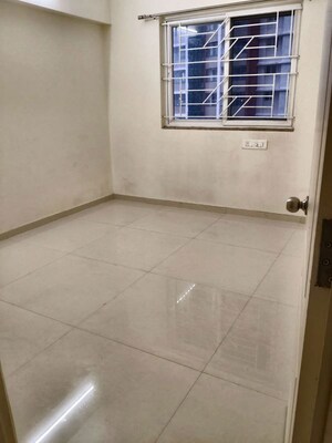 Room in 3 BHK Apartment at Avon Vista, Balewadi – for Rent