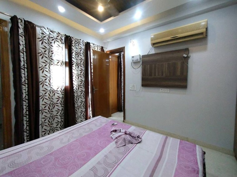 Bedroom, sector 10 2 Bedroom 1750 Sq.Ft. Builder Floor In Sector 10 Gurgaon 10535650
