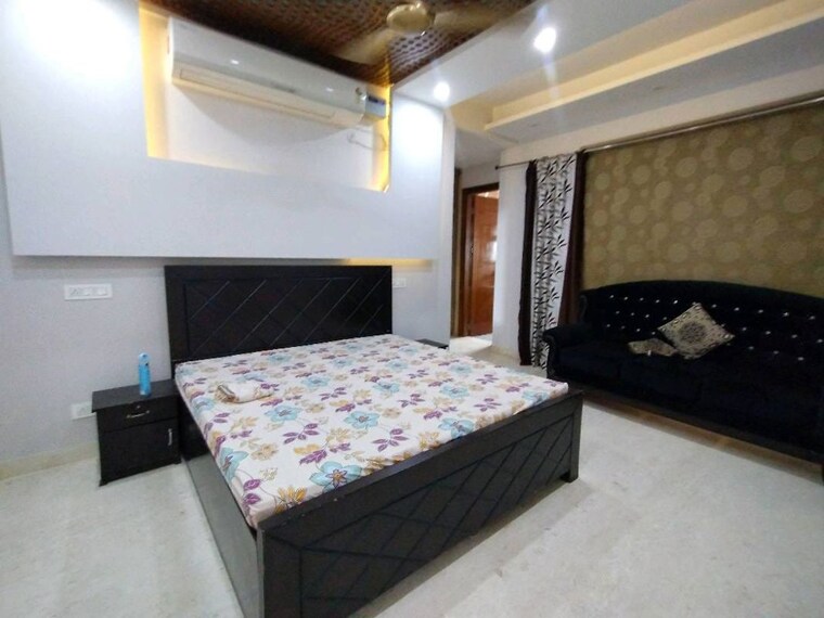 Bedroom, sector 10 2 Bedroom 1750 Sq.Ft. Builder Floor In Sector 10 Gurgaon 10535650