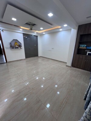Kitchen in 3 BHK Builder Floor at Sector 9a – for Rent
