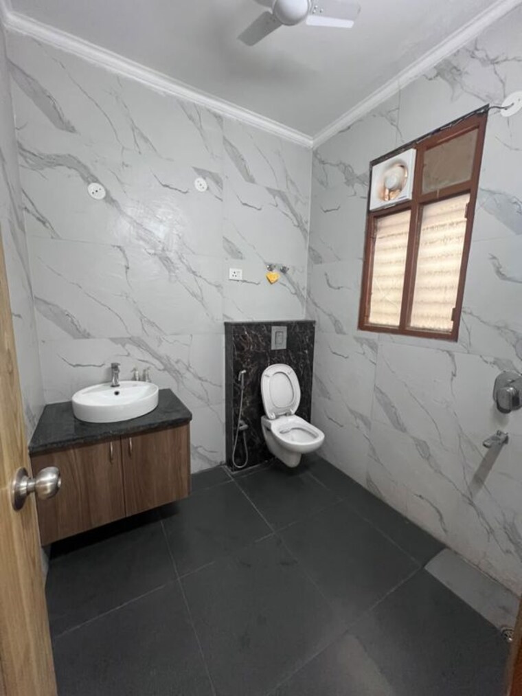 Kitchen, sector 9a 3 Bedroom 2350 Sq.Ft. Builder Floor In Sector 9a Gurgaon 10543327