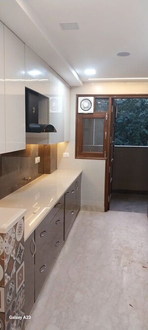 Kitchen in 6+ BHK Independent House at Kohat Enclave – for Sale