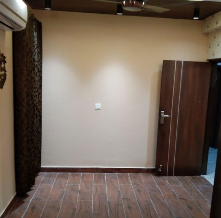Bedroom, cghs-group-hewo-apartments 2 Bedroom 1180 Sq.Ft. Apartment In Sector 56 Gurgaon 10581254