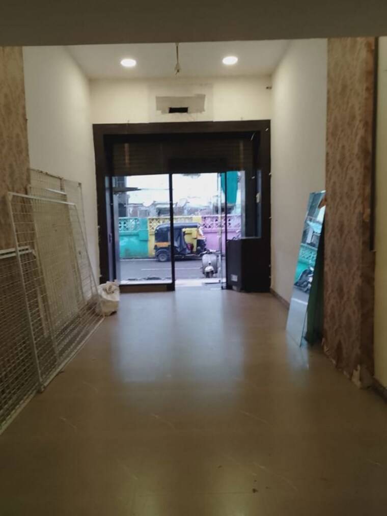 Room, sanpada Commercial Shop 250 Sq.Ft. In Sanpada Navi Mumbai 10581272