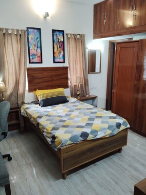 Bedroom in 1 BHK Builder Floor at Sector 9 – for Rent