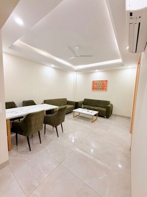 2 BHK Apartment For Rent in Unitech Uniworld Gardens 2, Sector 47