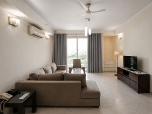 3 BHK Apartment For Rent in DLF Park Place, Sector 54