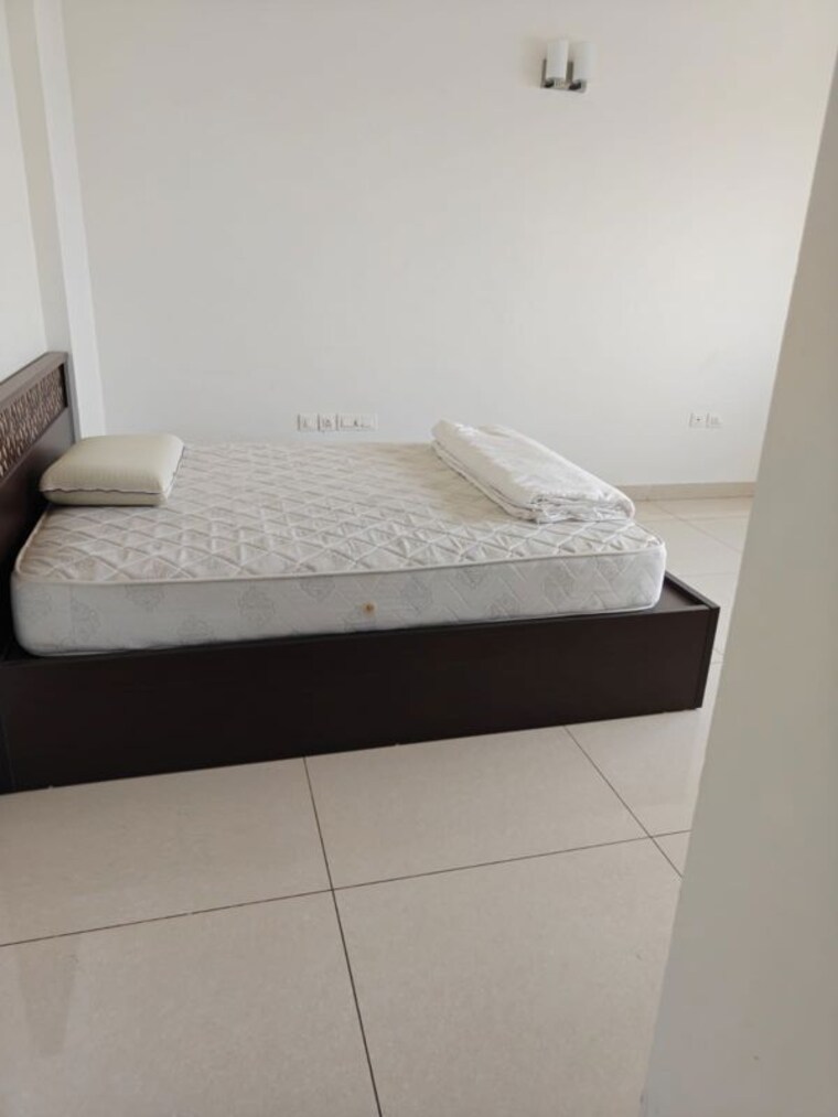 Bedroom, brigade-caladium 4 Bedroom 4200 Sq.Ft. Apartment In Hebbal Bangalore 10581307