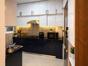 Kitchen in 3.5 BHK Apartment at DLF New Town Heights Town Houses, Sector 86 – for Rent