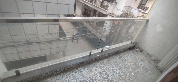 Balcony, shivalik colony 3 Bedroom 1800 Sq.Ft. Builder Floor In Shivalik Colony Delhi 10581301