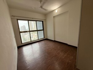 Room in 2 BHK Apartment at Raj Infinia, Malad West – for Sale