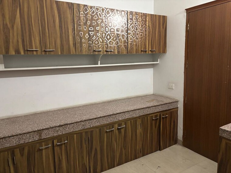 Balcony, aerocity 3 Bedroom 1800 Sq.Ft. Independent House In Aerocity Mohali 10581356