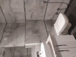 Bathroom in 6+ BHK Independent House at Kohat Enclave – for Sale