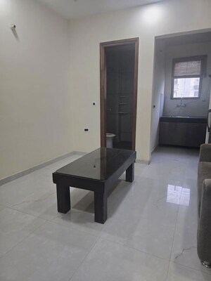 Kitchen in 1 BHK Builder Floor at Sector 40 – for Rent