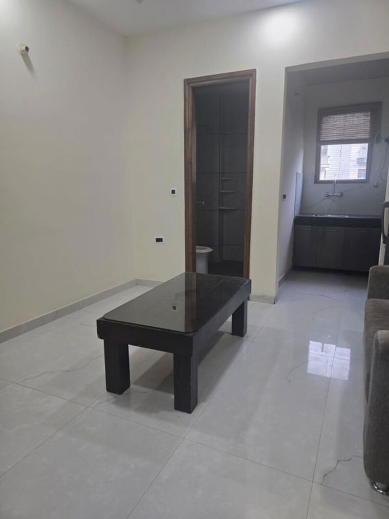 Kitchen, sector 40 1 Bedroom 700 Sq.Ft. Builder Floor In Sector 40 Gurgaon 10581423
