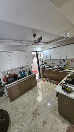 Team Area in 3 BHK Independent House at Nipania – for Rent