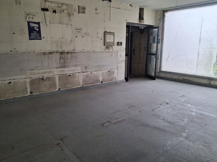 Room, tarc-kailasa Commercial Office Space 4500 Sq.Ft. In Kirti Nagar Delhi 10581369