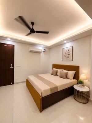 Bedroom in 1 BHK Builder Floor at Sector 40 – for Rent