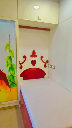 Furnished Amenities in 3 BHK Apartment at Oberoi Exquisite Goregaon, Goregaon East – for Rent