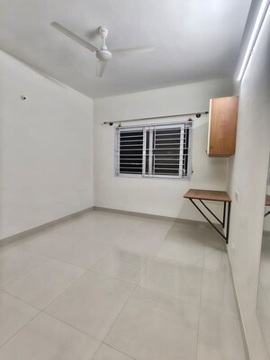Room in 2 BHK Apartment at Sobha Dream Gardens, Thanisandra Main Road – for Rent