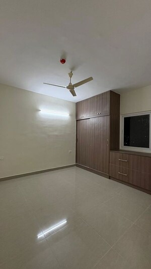 Room in 2 BHK Apartment at Sobha Dream Gardens, Thanisandra Main Road – for Rent