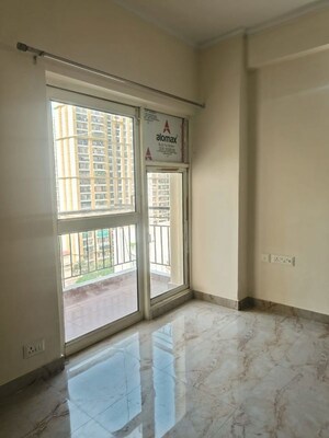 Room in 1 BHK Apartment at Maxblis Grand Wellington, Sector 75 – for Rent