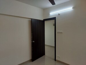 Room in 2.5 BHK Apartment at Aswani Green Valley, Wakad – for Rent