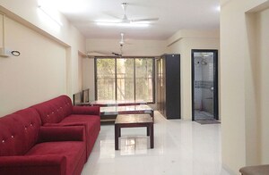Living Room in  Pg at Santacruz West – for Rent