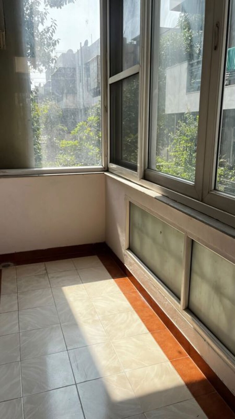 Balcony, ardee-city 3 Bedroom 1530 Sq.Ft. Builder Floor In Sector 52 Gurgaon 10581520
