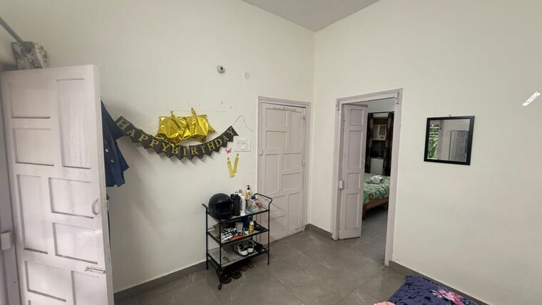  Parking, sector 15 1 RK 1400 Sq.Ft. Independent House In Sector 15 Chandigarh 10581465