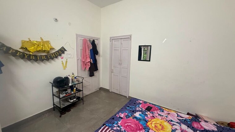  Parking, sector 15 1 RK 1400 Sq.Ft. Independent House In Sector 15 Chandigarh 10581465