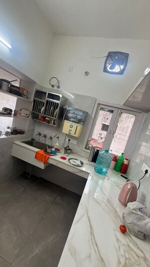 Team Area in 1 RK Independent House at Sector 15 – for Rent