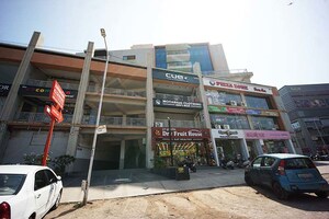  Office Space – Exterior View View at Nikol - for Sale