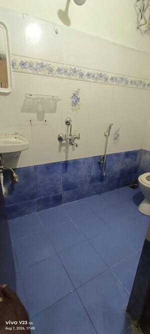 Bathroom in 3 BHK Apartment at Vaishnavi Happy Homes, Kondapur – for Rent