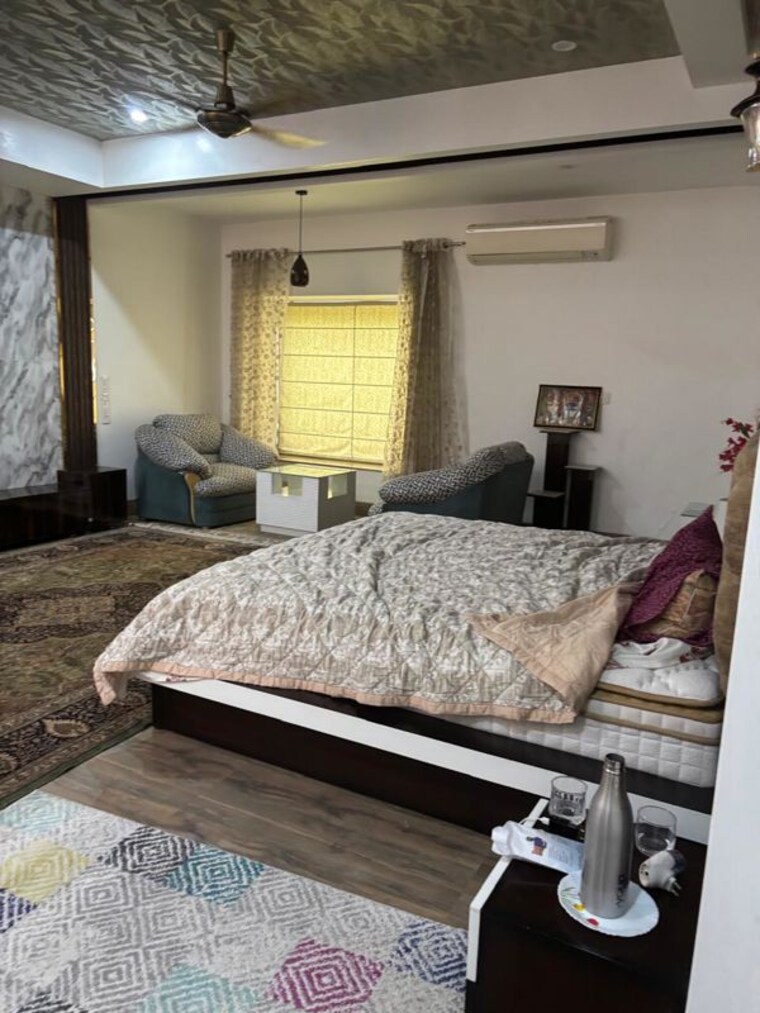 Bedroom, rwa-apartments-sector-30 3 Bedroom 2000 Sq.Ft. Apartment In Sector 30 Noida 10581606