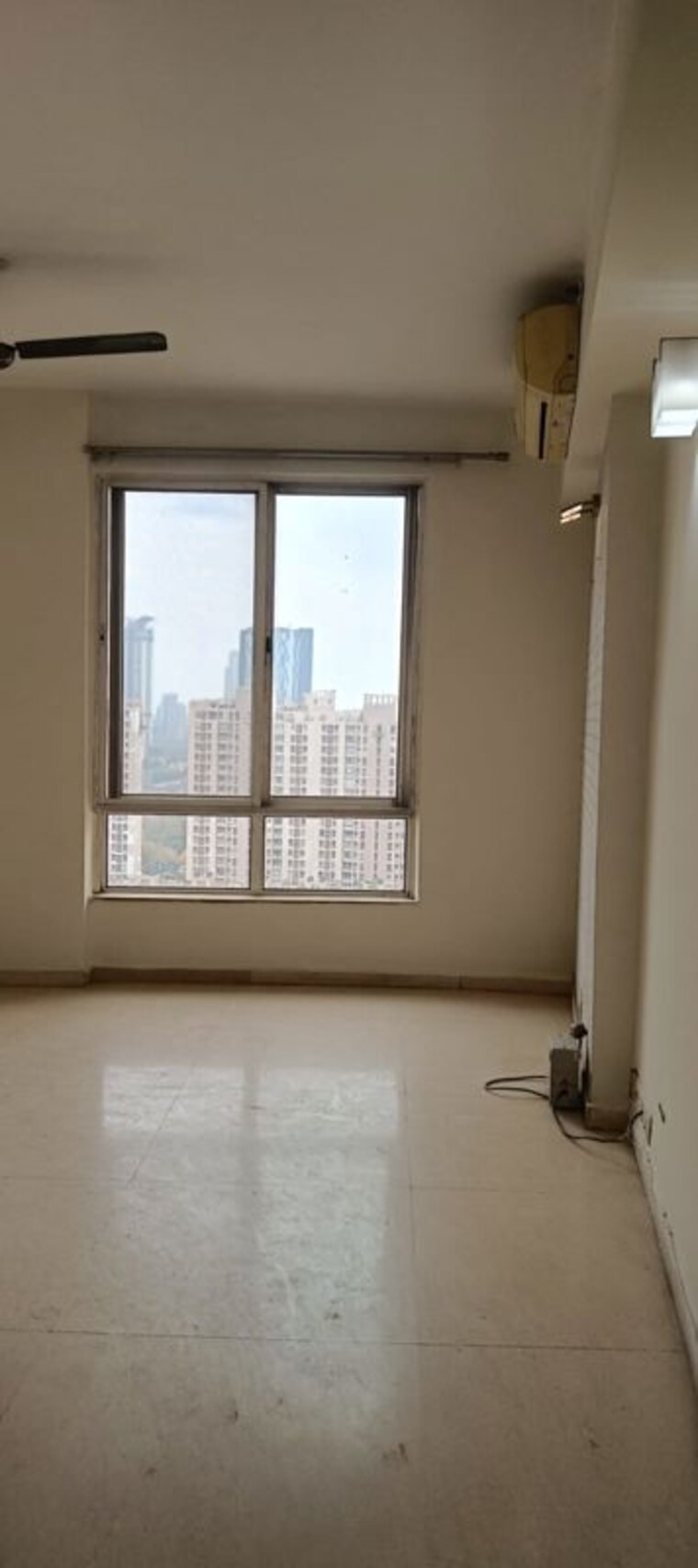 Room, uppal-southend 3 Bedroom 1850 Sq.Ft. Builder Floor In Sector 49 Gurgaon 10581629