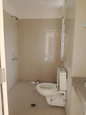 Bathroom in 3.5 BHK Apartment at Emaar Palm Hills, Sector 77 – for Rent