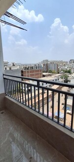 1 Rk  + Extra Room 500 Sq.Ft. Builder Floor in Sector 1 Greater Noida