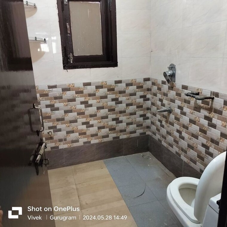 Bathroom, sushant-lok-2 2 Bedroom 1100 Sq.Ft. Builder Floor In Sector 57 Gurgaon 10581700